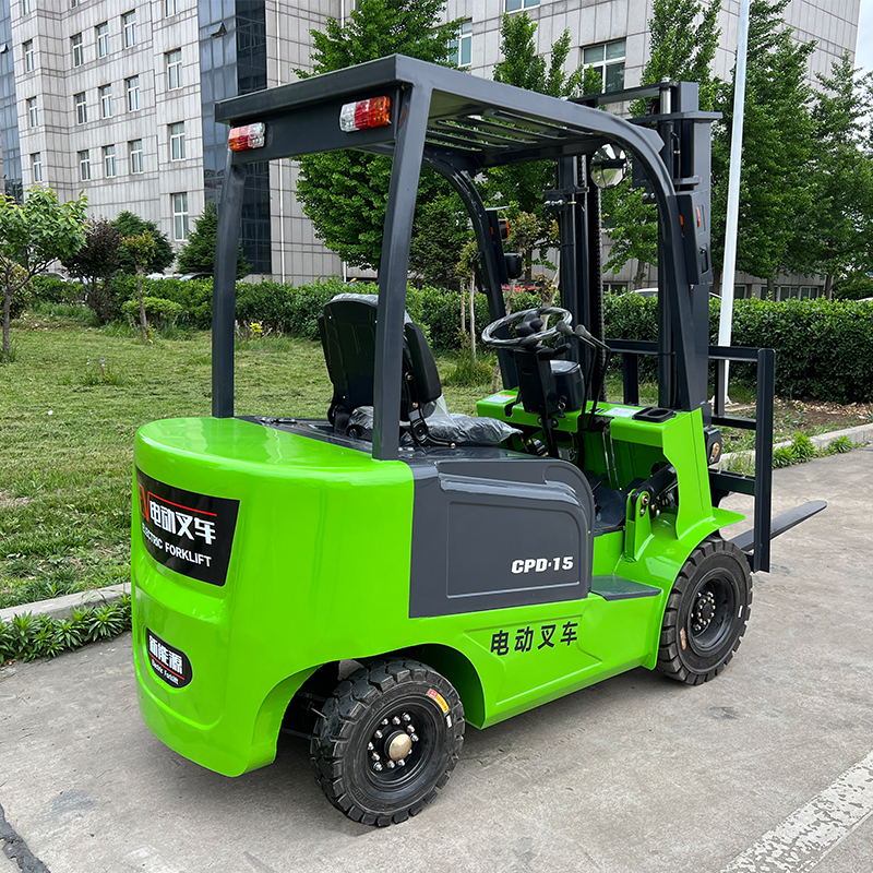 1.5噸新能源電動(dòng)叉車